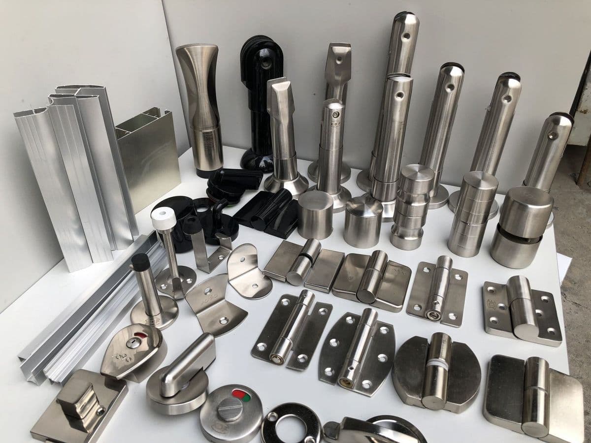 HPL Compact Hardware & Accessories